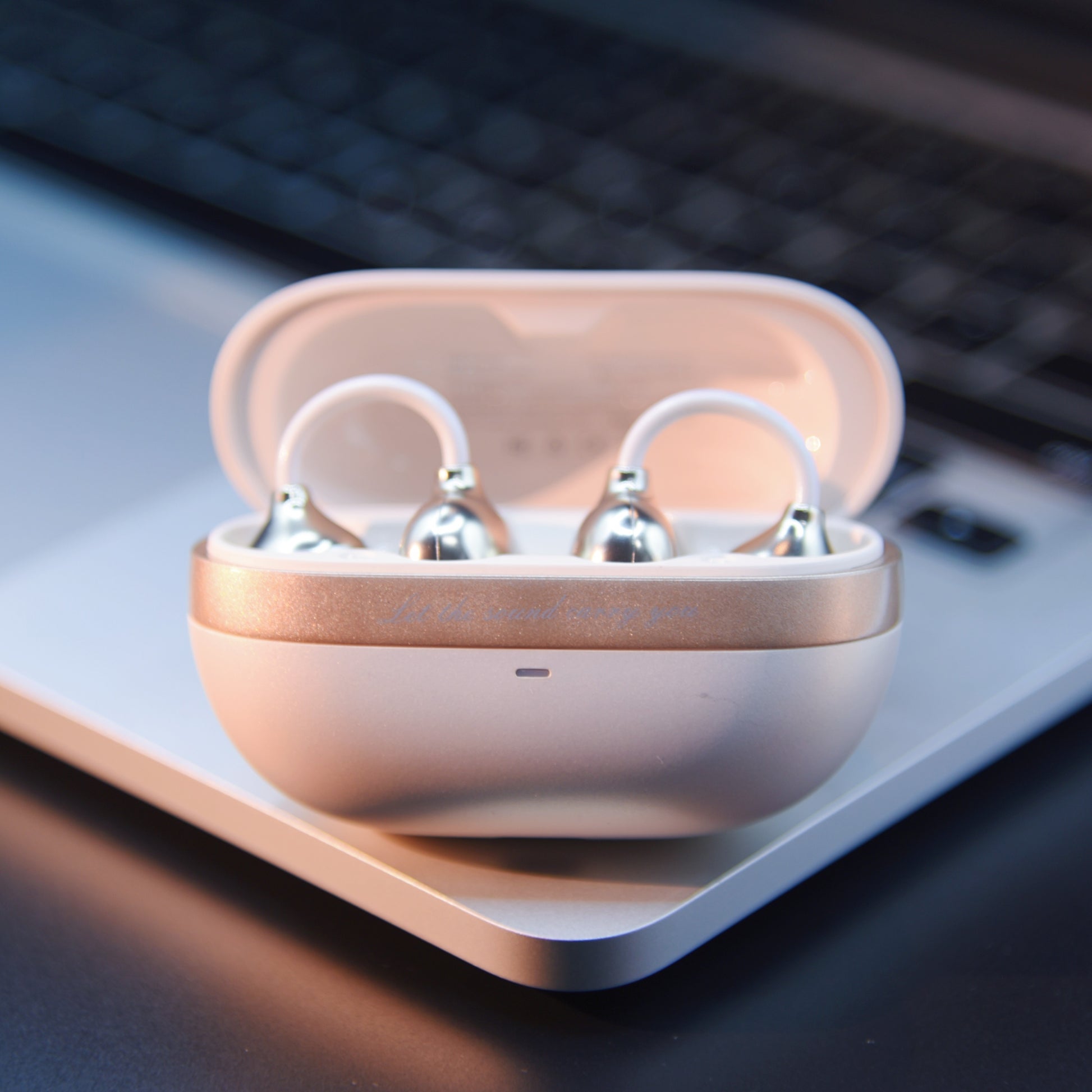 Padmate S80 open-ear clip earbuds with directional sound and reduced leakage